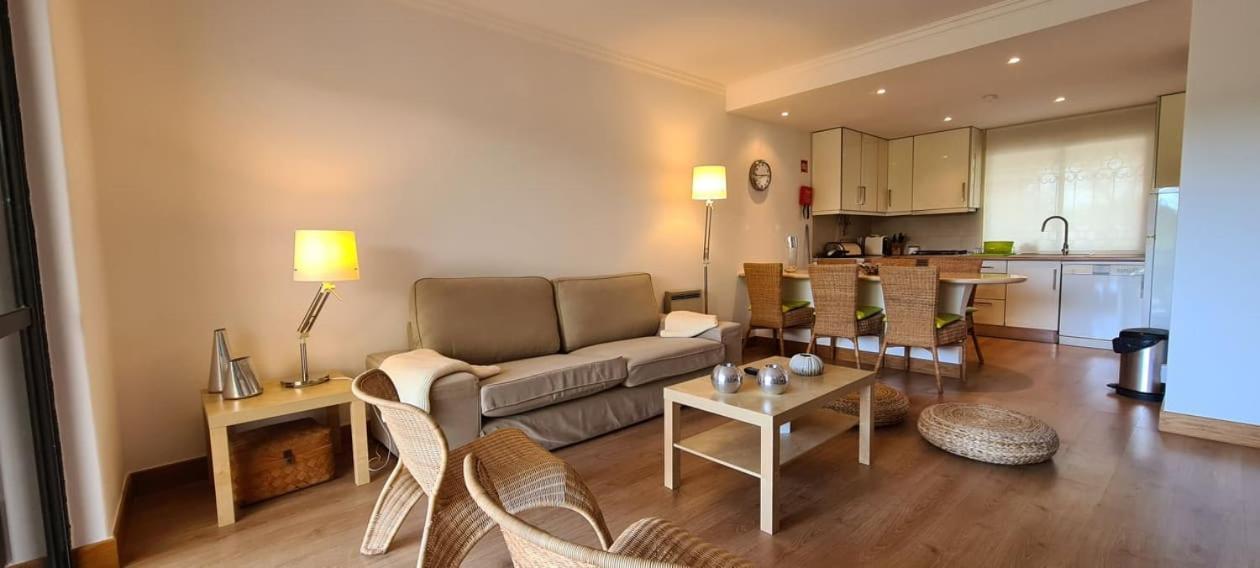 Apartamento Solar Dos Pinheiros Apartment กัวเตย์รา ภายนอก รูปภาพ